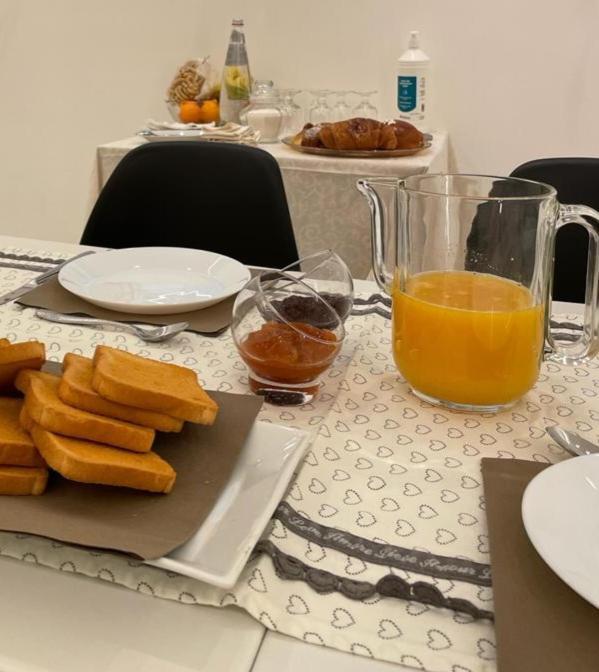 B&B Pernotti Бари Екстериор снимка