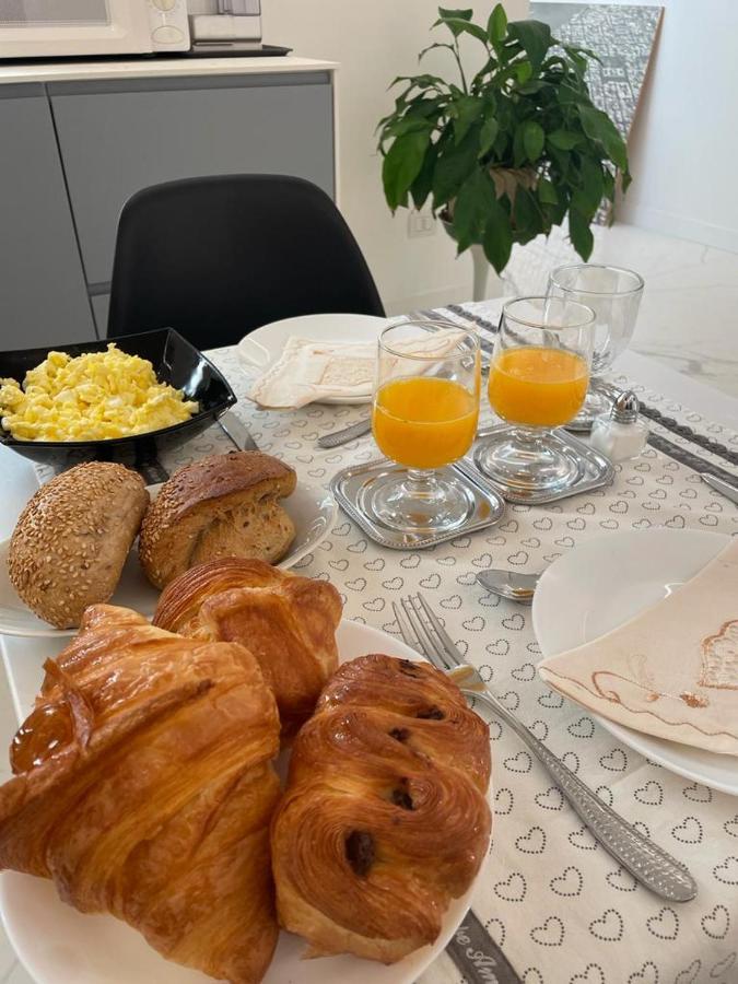 B&B Pernotti Бари Екстериор снимка