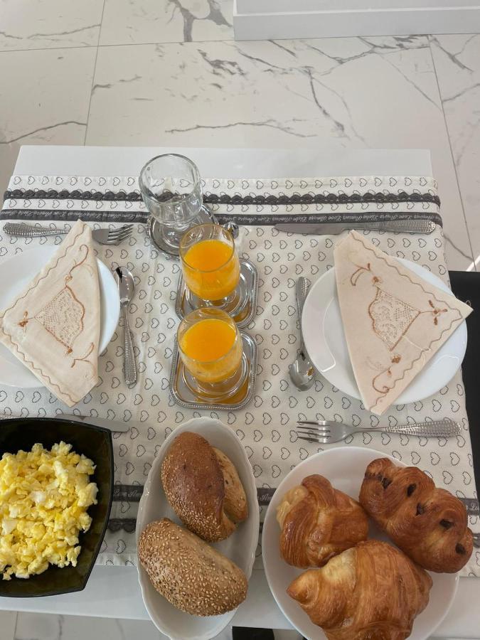 B&B Pernotti Бари Екстериор снимка